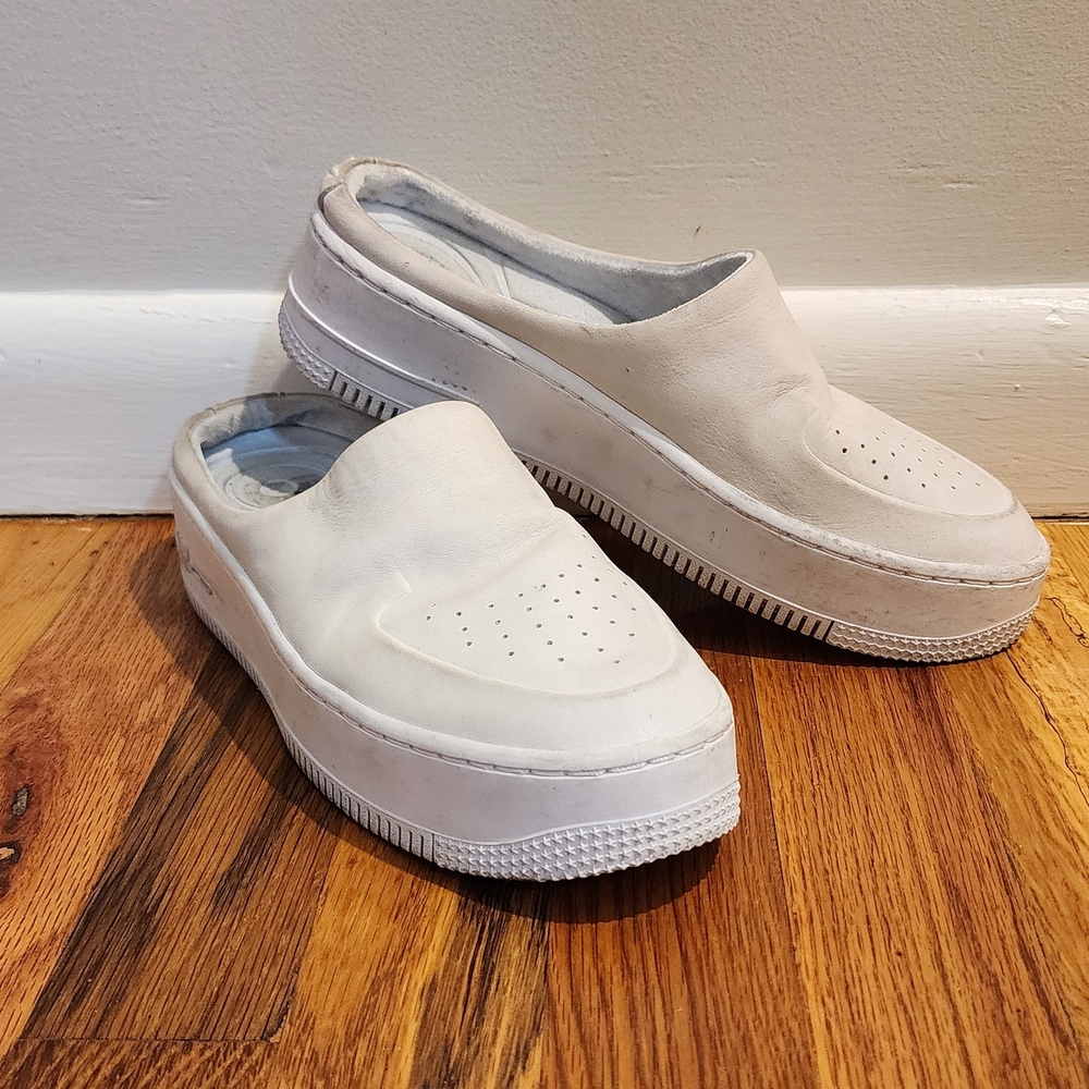 Elegant White Women's Mules